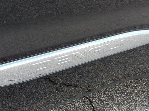 Ebony Twilight Metallic 2018 GMC Acadia Denali