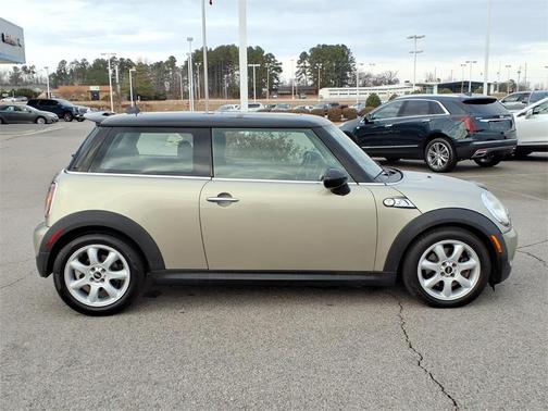 2009 MINI Cooper S Base