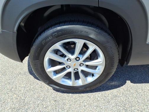 Sterling Gray Metallic 2025 Chevrolet Trailblazer LS
