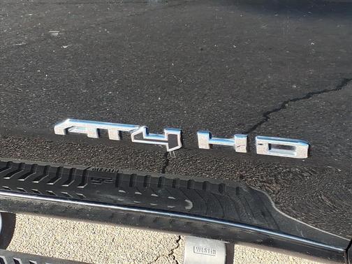 2024 GMC Sierra 2500 AT4