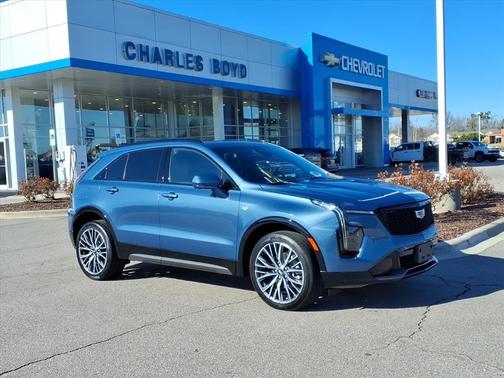 2024 Cadillac XT4 Sport