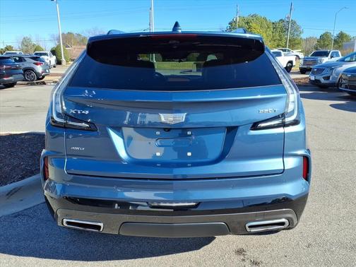 2024 Cadillac XT4 Sport