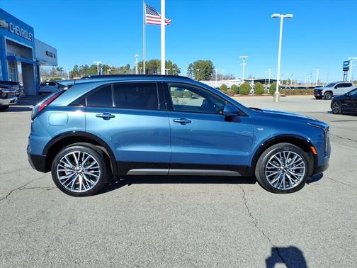 2024 Cadillac XT4 Sport