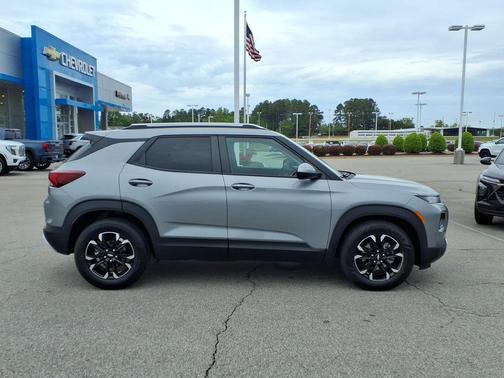 Sterling Gray Metallic 2023 Chevrolet Trailblazer LT
