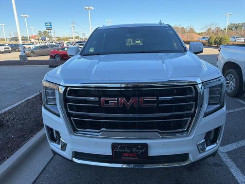 2021 GMC Yukon SLT