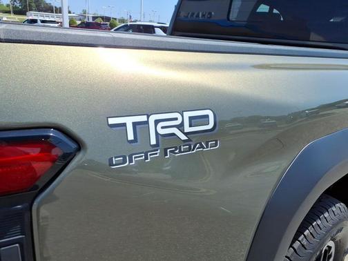 Bronze 2024 Toyota Tacoma TRD Off-Road