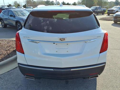 2017 Cadillac XT5 Base