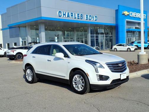 2017 Cadillac XT5 Base
