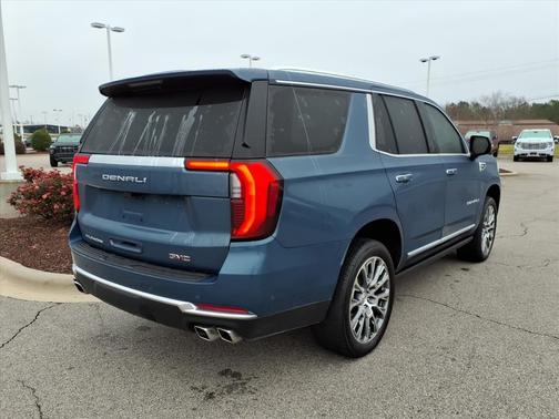 2025 GMC Yukon Denali