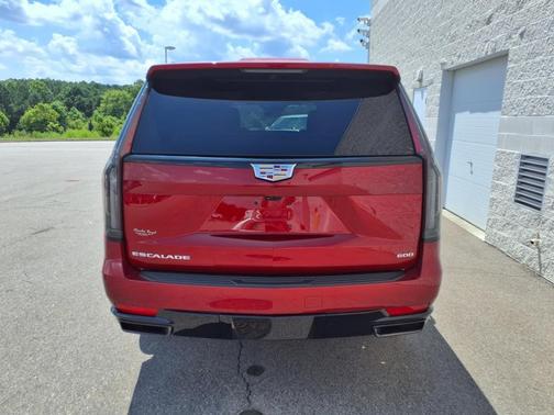 2024 Cadillac Escalade Sport