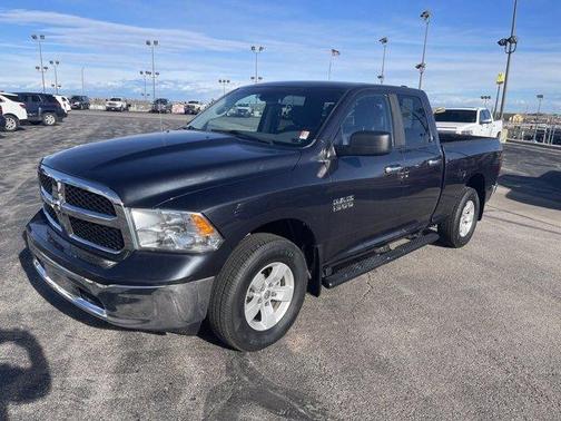 Photo 2 of 21 of 2016 RAM 1500 SLT