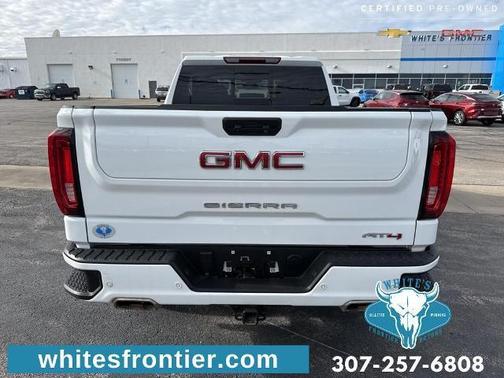 2024 GMC Sierra 1500 AT4