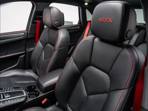 Carmine Red 2017 Porsche Macan Macan GTS
