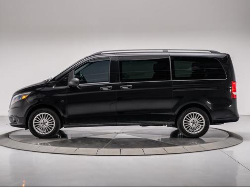 2023 Mercedes-Benz Metris Base