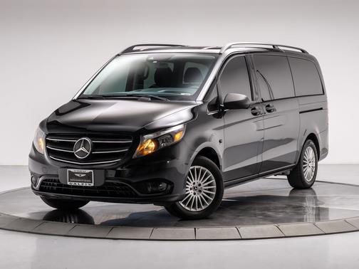 2023 Mercedes-Benz Metris Base