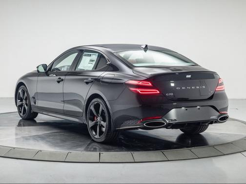 2026 Genesis G70 3.3T RWD Sport Prestige