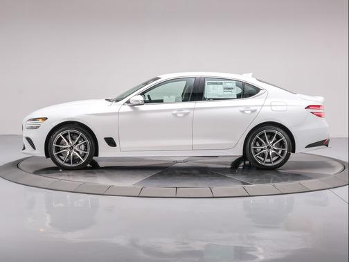 2026 Genesis G70 2.5T RWD