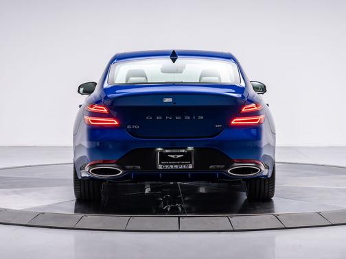 2026 Genesis G70 3.3T RWD Sport Prestige