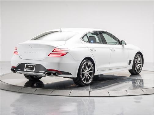 2026 Genesis G70 2.5T RWD