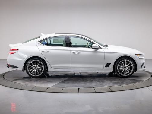 2026 Genesis G70 2.5T RWD Prestige