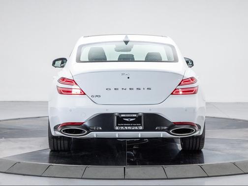 2026 Genesis G70 2.5T RWD Prestige