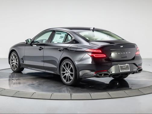 2026 Genesis G70 2.5T RWD Prestige
