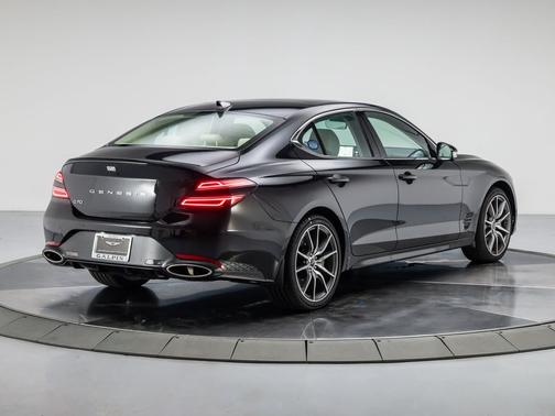 2026 Genesis G70 2.5T RWD Prestige