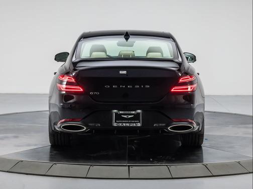 2026 Genesis G70 2.5T RWD Prestige
