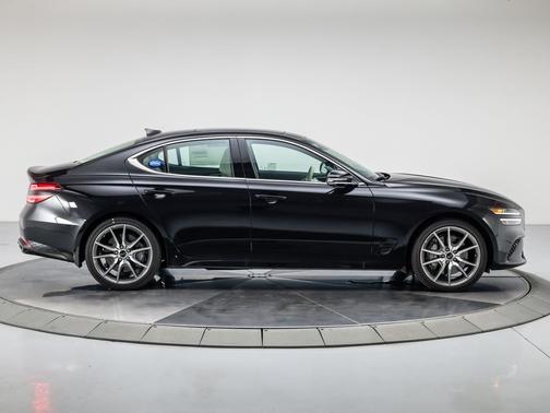 2026 Genesis G70 2.5T RWD Prestige