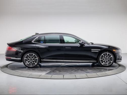 Vik Black 2026 Genesis G90 3.5T E-SC MHEV AWD