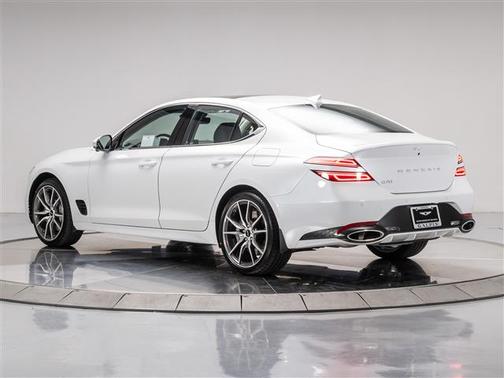2026 Genesis G70 2.5T RWD Prestige