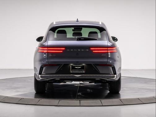 Ceres Blue 2026 Genesis GV70 2.5T Select