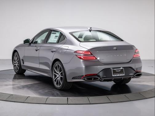 2026 Genesis G70 2.5T RWD