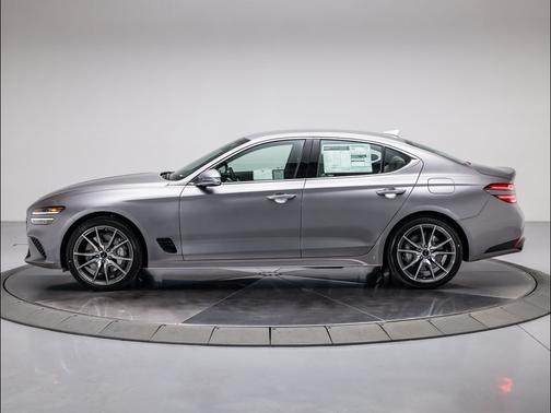 2026 Genesis G70 2.5T RWD