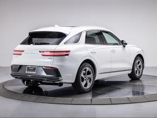 2026 Genesis GV70 2.5T Select