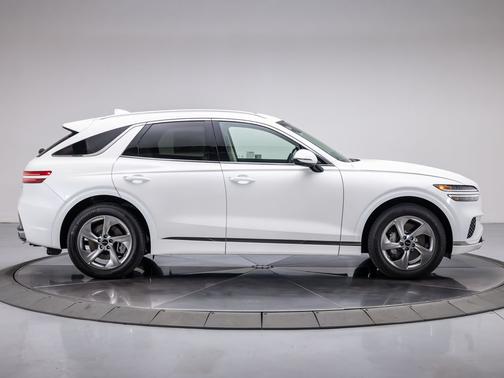 2026 Genesis GV70 2.5T Select