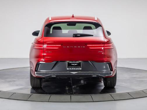 Mauna Red 2026 Genesis GV70 2.5T