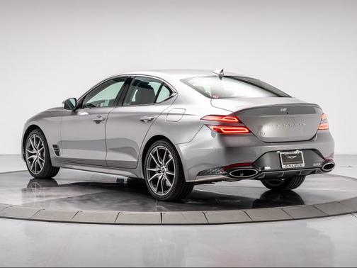 2026 Genesis G70 2.5T RWD