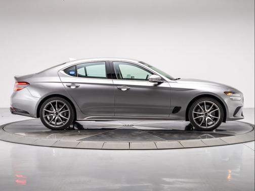 2026 Genesis G70 2.5T RWD