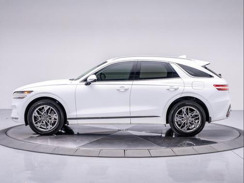 2024 Genesis GV70 2.5T AWD