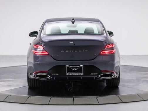 2026 Genesis G70 3.3T Prestige Graphite