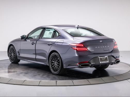 2026 Genesis G70 3.3T Prestige Graphite