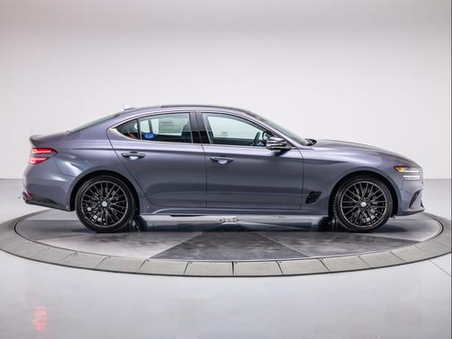 2026 Genesis G70 3.3T Prestige Graphite
