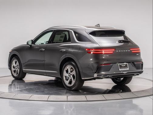 2026 Genesis GV70 2.5T