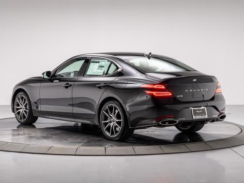 2026 Genesis G70 2.5T RWD Prestige