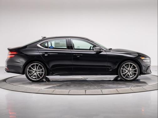 2026 Genesis G70 2.5T RWD Prestige