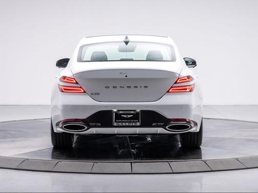 2026 Genesis G70 2.5T RWD Prestige