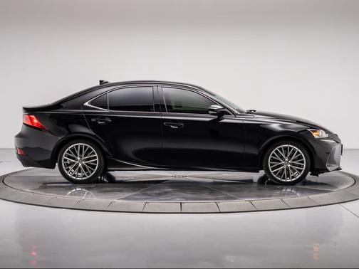Obsidian 2017 Lexus IS 200t Base