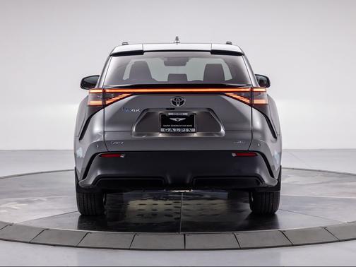 2024 Toyota bZ4X XLE