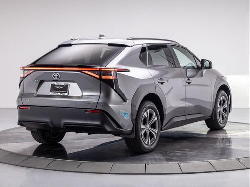 2024 Toyota bZ4X XLE